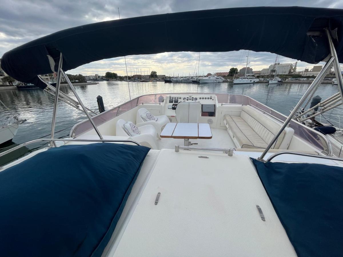 فندق Navi Yacht A Sete, 2 A 8 Couchages, Privatif المظهر الخارجي الصورة