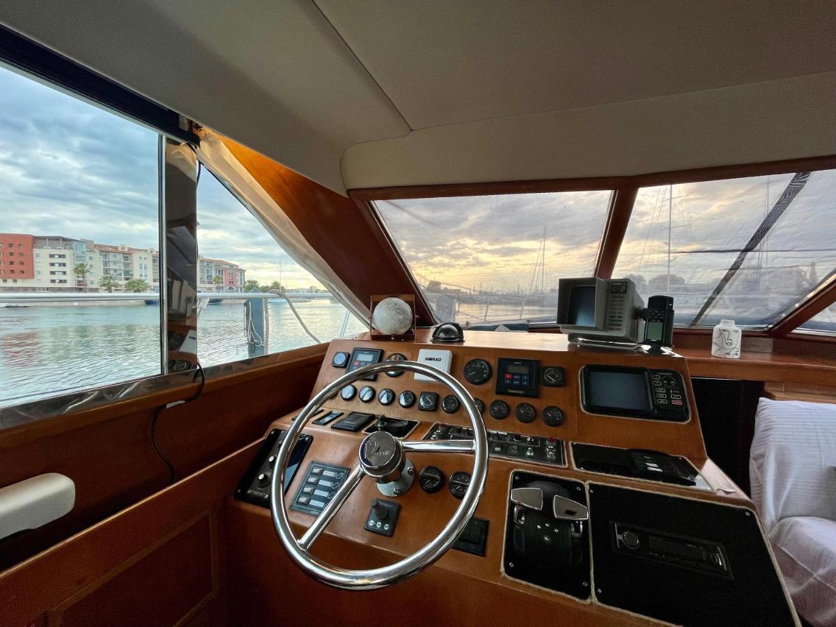 فندق Navi Yacht A Sete, 2 A 8 Couchages, Privatif المظهر الخارجي الصورة
